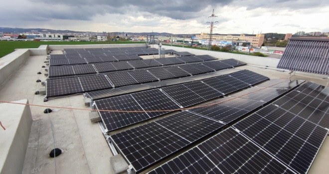 3-fázová fotovoltaická elektrárna pro firmu – Brno